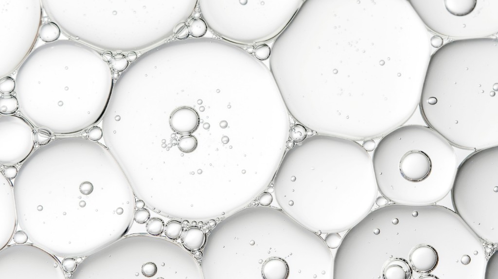 Chlorine dioxide disinfection - bubbles and droplets in solution
